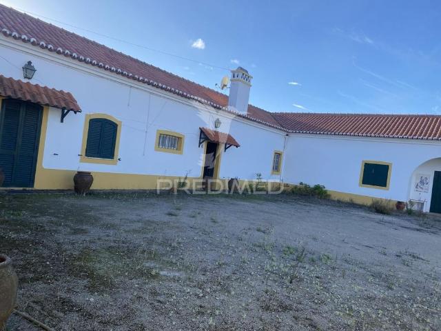 Casa de campo t6 em santiago do cacém
