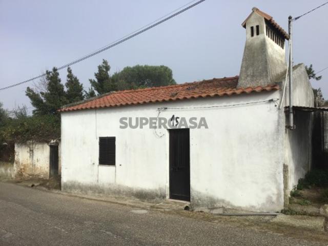 CASA DE CAMPO T2 a recuperar de traça rural