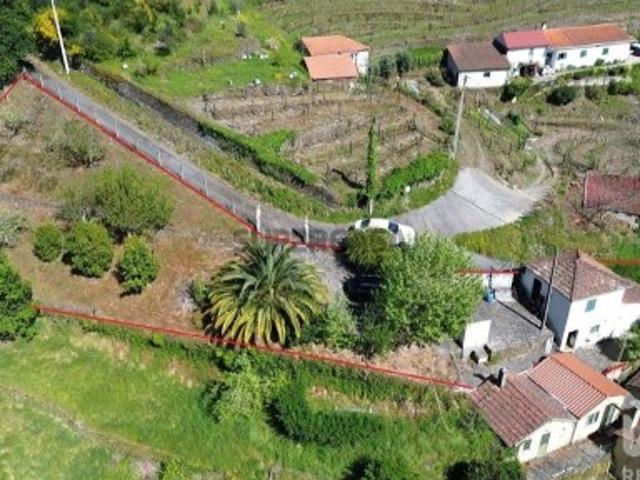 Casa de Campo T3 em Moura Morta e Vinhós de 100 m²