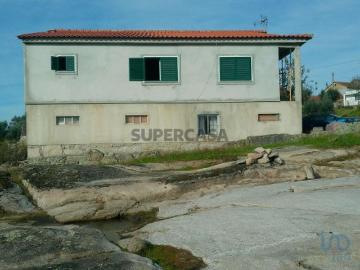 Casa de Campo T3 em Nelas de 6500,00 m²