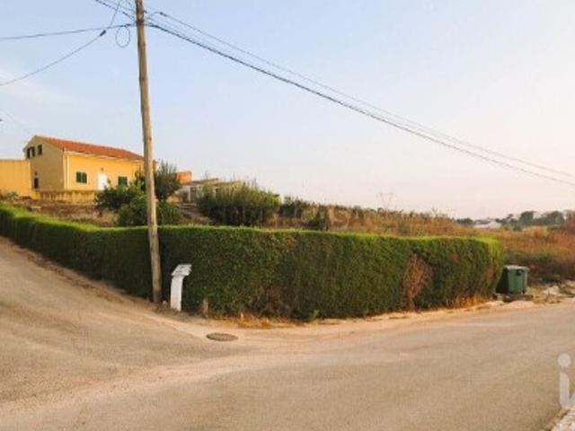 Casa de Campo T3 em Lamas e Cercal