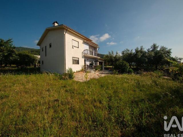 Casa de Campo T3 em Lousã e Vilarinho de 305,00 m²
