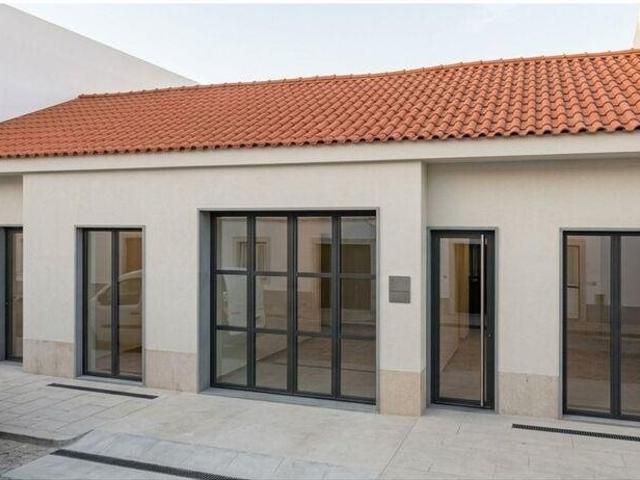 Casa de Cidade T6 em Almeirim de 391,00 m² 391m² Almeirim