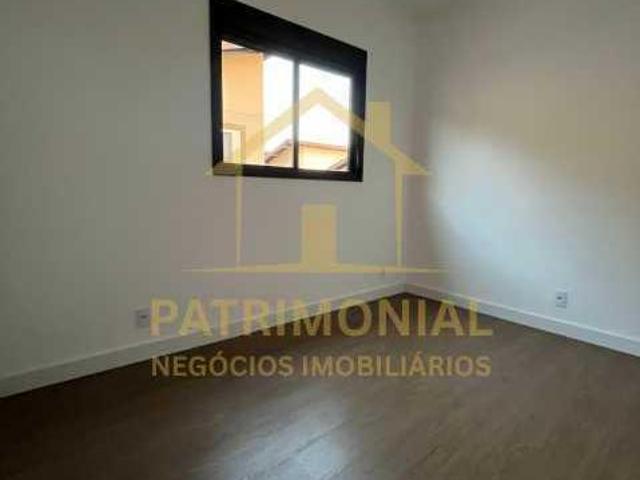 Casa de Condomínio