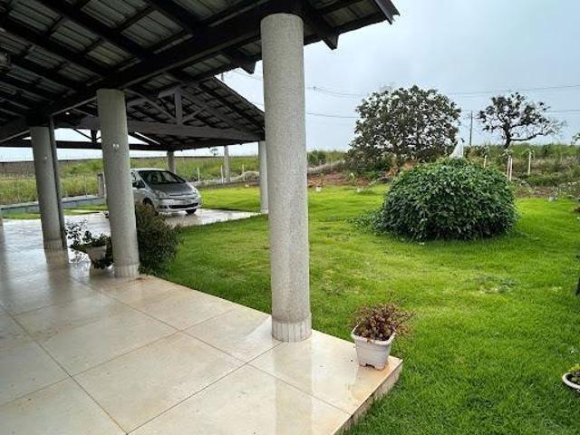 Casa de Condomínio