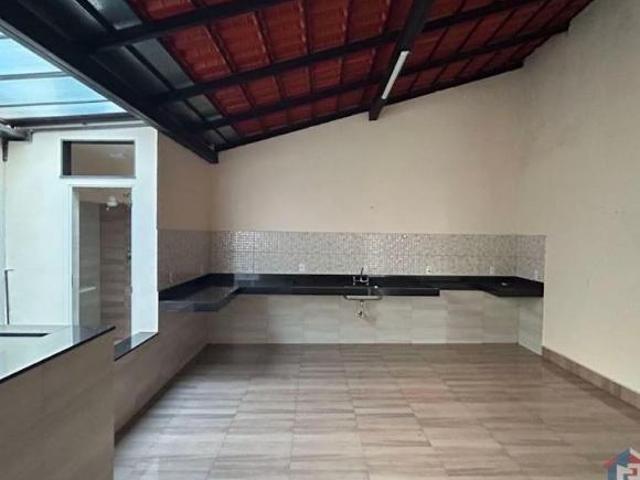 Casa de Condomínio