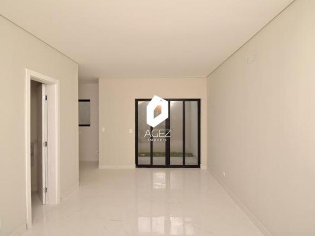 Casa de Condomínio com 03 Quartos, Suíte, pronto para morar no Boqueirão