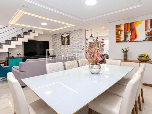 Casa de condomínio com 163.91 m², 3 quartos sendo 1 suíte, total de 246,65 m² util, à venda no bairr