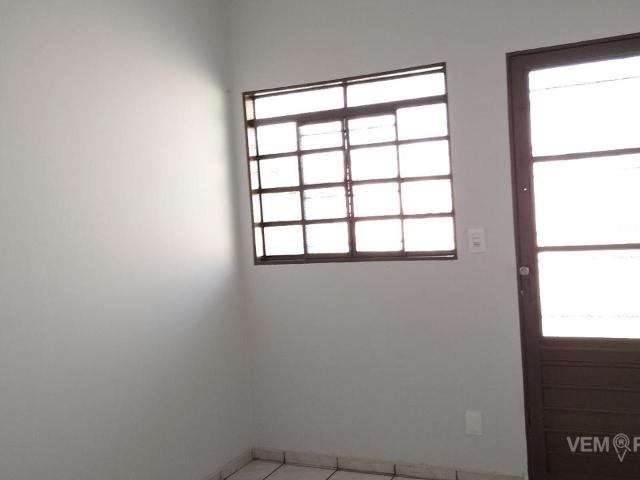 Casa de Condomínio com 1 Quarto para Alugar por R$ 800/mês