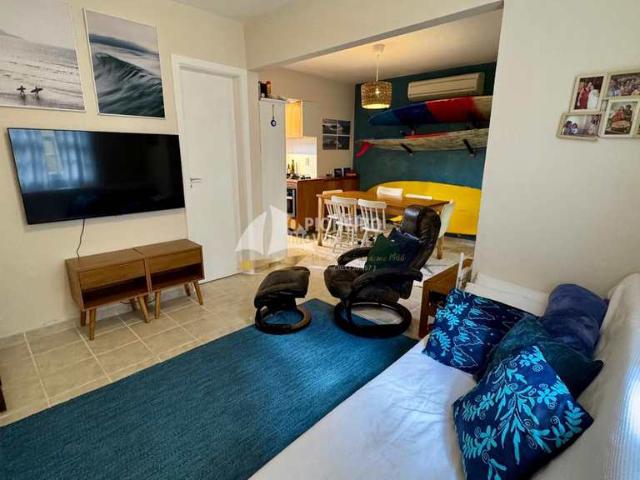 Casa de Condomínio com 2 quartos a 800m da praia