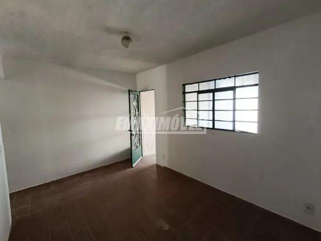 Casa de Condomínio com 2 Quartos para alugar, 75m² Vila Assis