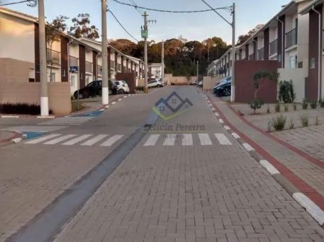 Casa de Condomínio com 2 Quartos para venda ou aluguel, 68m² Chácara Faggion