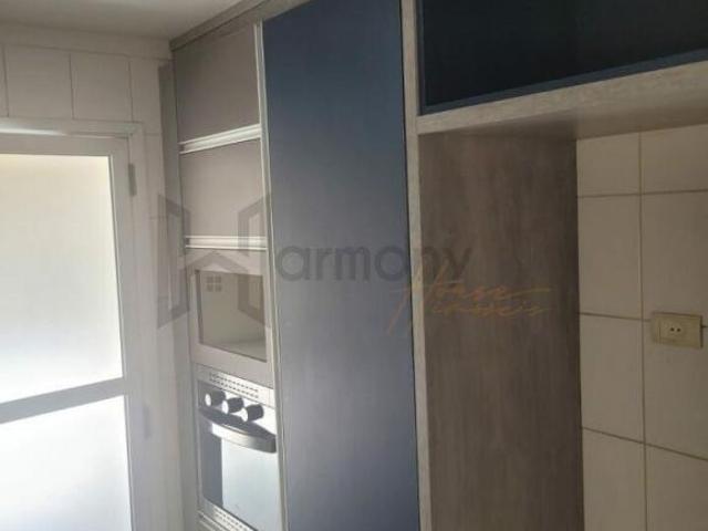 Casa de Condomínio com 3 Quartos e 3 banheiros à Venda, 168,75m² por R$ 950.000