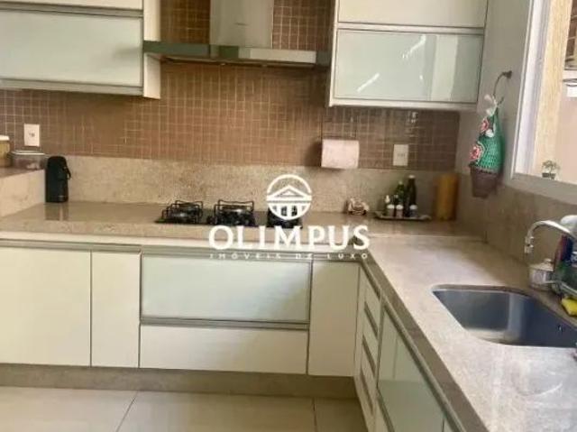 Casa de Condomínio com 3 Quartos para alugar, 270m² Nova Uberlândia