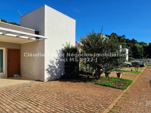 Casa de Condomínio com 3 Quartos para Alugar por R$ 2.700/mês