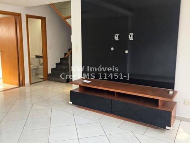 Casa de Condomínio com 3 Quartos para Alugar por R$ 3.500/mês