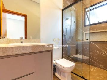 Casa de Condomínio com 3 Quartos para venda ou aluguel, 300m² Residencial Parque Campos de Santo A