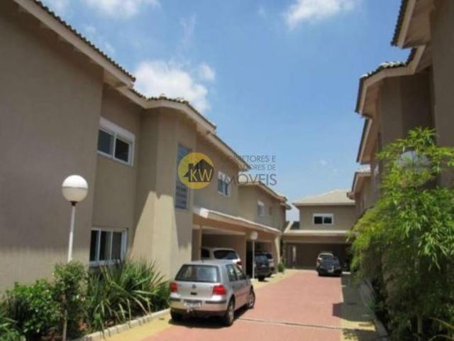 Casa de Condomínio com 4 Suítes à Venda, 240 m² R$ 1.600.000 Estuda Permuta