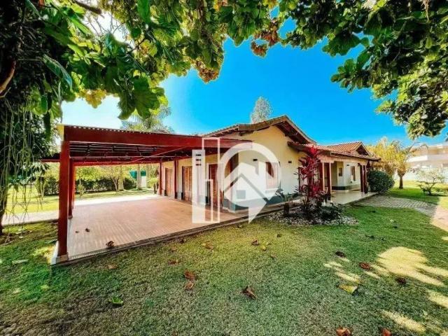 Casa de Condomínio com 4 Quartos para alugar, 410m² Jardim do Golfe
