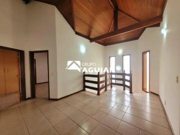 Casa de Condomínio com 4 Quartos para alugar, 255m² Chacaras Silvania