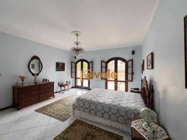 Casa de Condomínio com 5 Quartos para venda ou aluguel, 604m² Jardim das Colinas