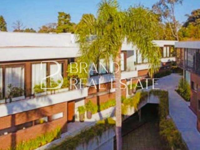 Casa de condomínio com 636 m², 3 quartos sendo 3 suítes à venda no bairro Jardim Cordeiro