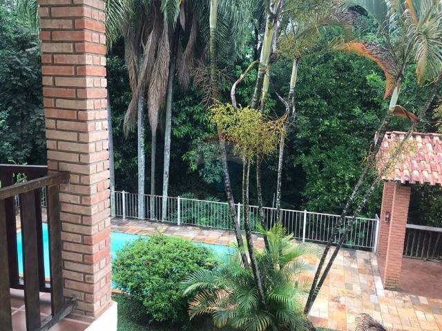 Casa de Condomínio Charmosa no Loteamento Banespa