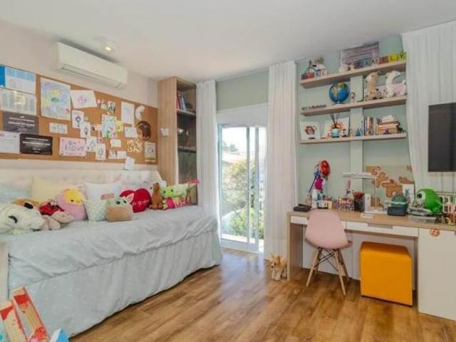 Casa de condomínio à venda com 171m², 2 quartos e 4 vagas