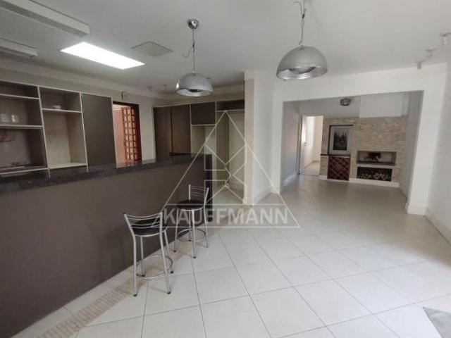 Casa de Condomínio à Venda Condomínio Residencial Floresta 4 Dorms 2 Suítes 4 Vagas 284,00m² A.C
