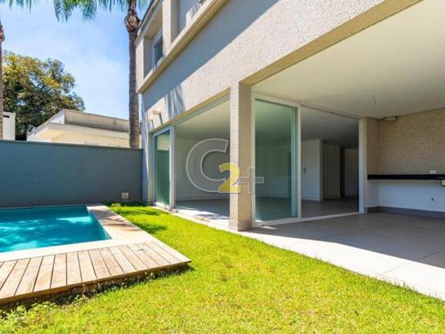 Casa de Condomínio à venda em Santo Amaro, 4 suítes, 1 Master, 4 vagas de garagem