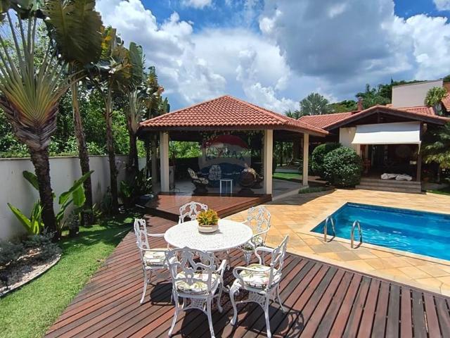 Casa de Condomínio Alugar, 5 Dormitórios localizado em Santa Luzia, Bragança Paulista, São Paulo, 12919600 | Brasil