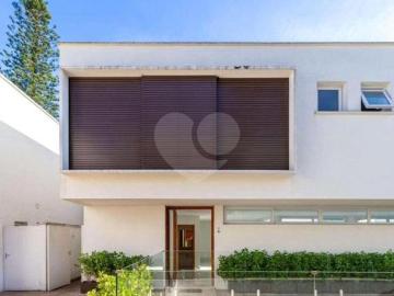 Casa de Condomínio Brooklin 4 Suítes / Quartos 6 Vagas Venda / Compra