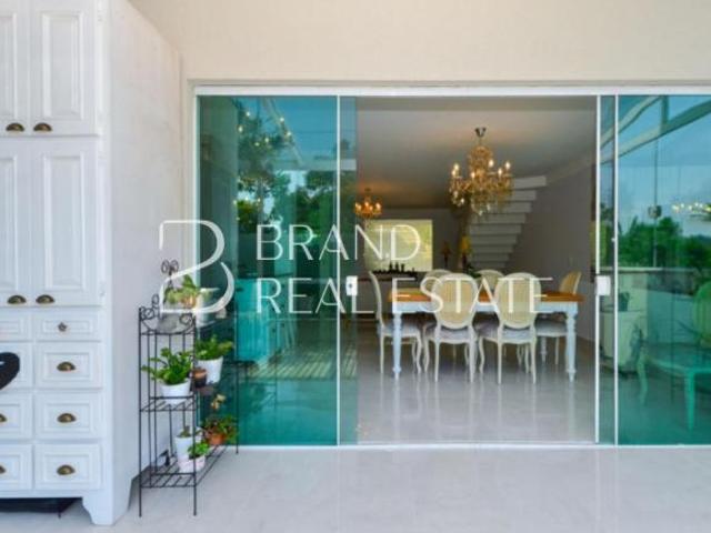 Casa de Condomínio de Alto Padrão no Brooklin Novo 270m² | 4 Suítes | 4 Vagas