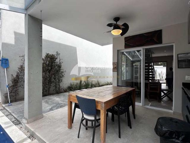Casa de condomínio, disponível para locação anual e temporada