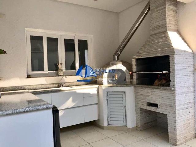 Casa de condomínio disponível para locação em Juquehy!