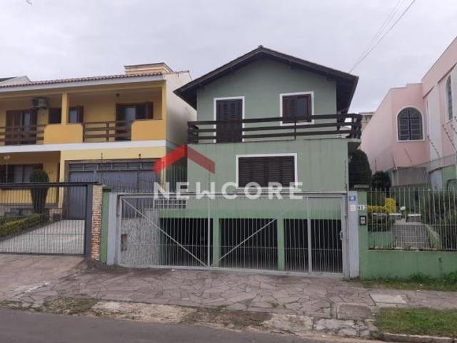 Casa de condomínio em Avenida Nilo Ruschel Alto Petrópolis Porto Alegre/RS