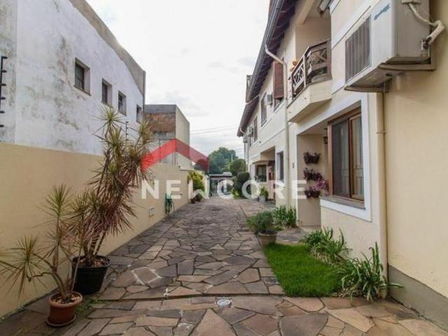 Casa de condomínio em Rua Álvaro Guterres Tristeza Porto Alegre/RS