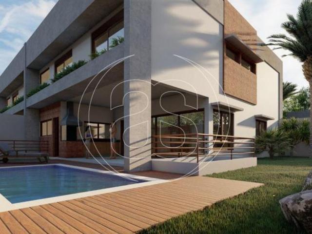 Casa de condomínio na região do Alto da Boa Vista, com 432m², 4 dormitórios e 4 suítes!