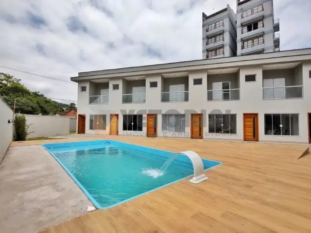 Casa de condomínio sobrado para venda possui 80 metros quadrados com 2 quartos