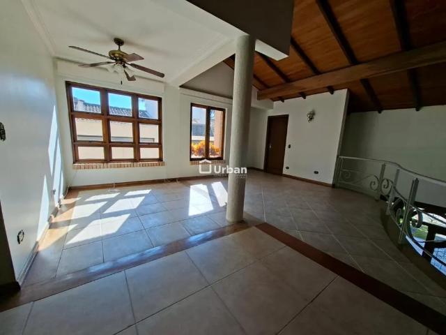Casa de Condomínio Para Venda E Aluguel Em Granja Viana de 284.00 m² Com 3 Quartos, 3 Suites E 6 Gara