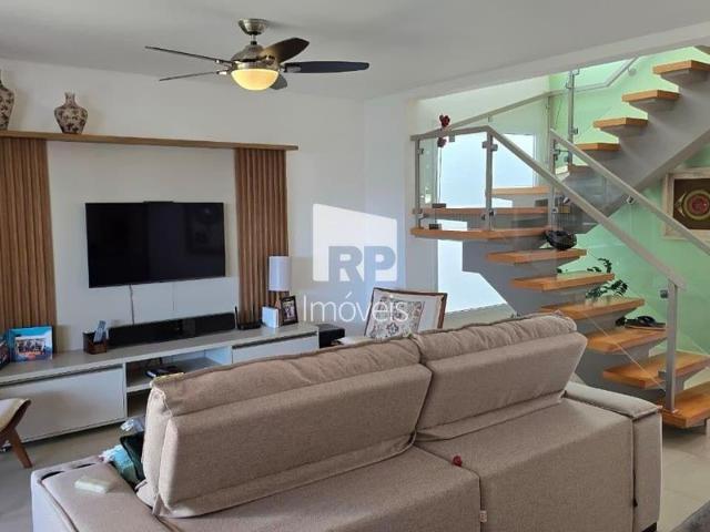 Casa de Condomínio Para Venda E Aluguel Em Guaporé de 550.00 m² Com 3 Quartos, 3 Suites E 4 Garagens