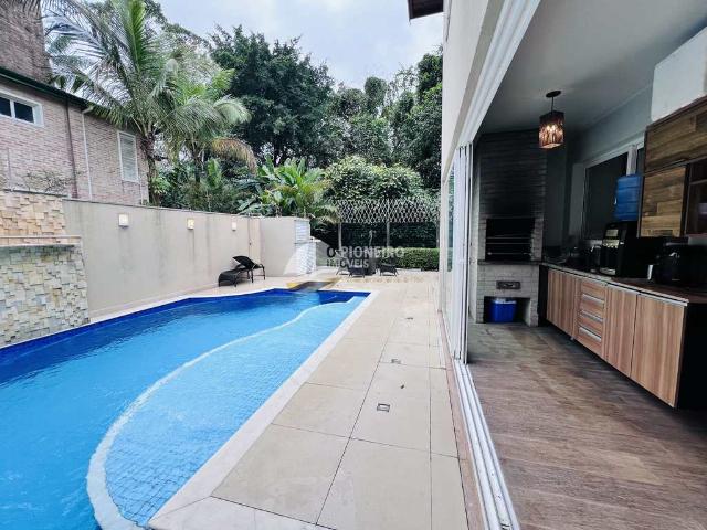 Casa de condomínio, para venda e locação, em Juquehy