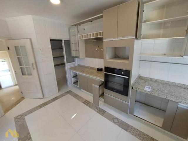 Casa de Condomínio para venda em Vila Oliveira de 240.00m² com 4 Quartos, 1 Suite e 4 Garagens