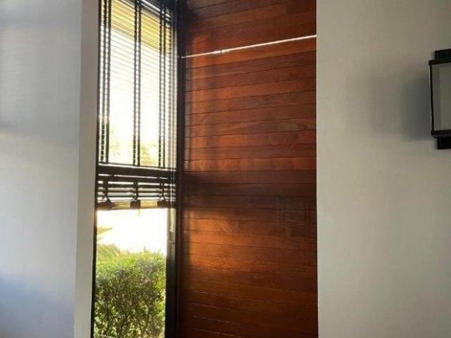 Casa de Condomínio para venda em Village Damha de 394.00m² com 3 Quartos e 2 Garagens