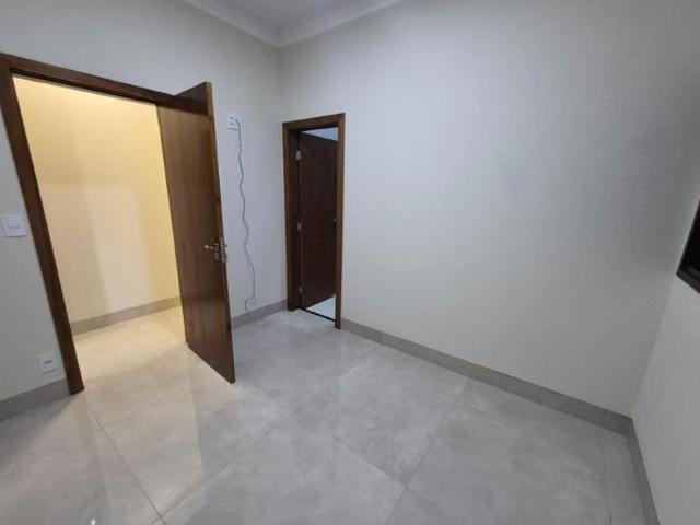 Casa de Condomínio para venda em AEROPORTO de 154.00m² com 3 Quartos, 3 Suites e 2 Garagens