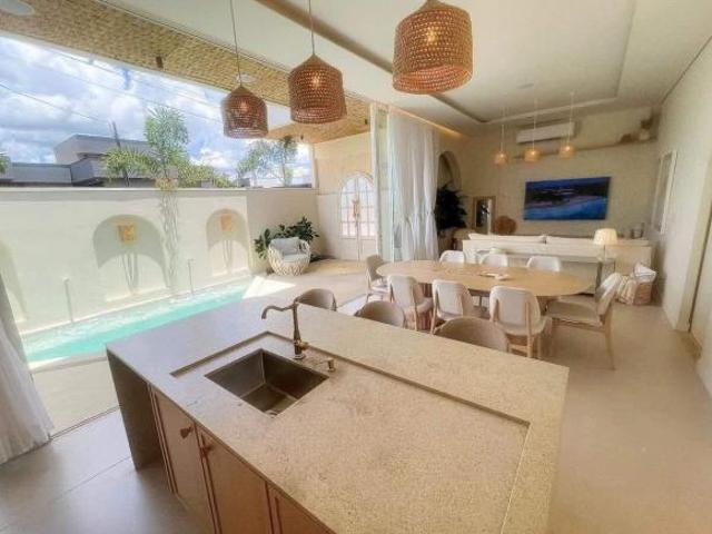 Casa de Condomínio para venda em AEROPORTO de 190.00m² com 3 Quartos, 3 Suites e 3 Garagens