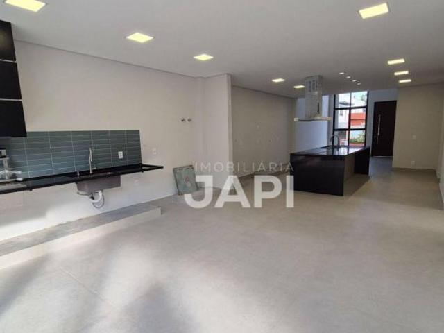 Casa de Condomínio para venda em Brisas Da Mata de 276.00m² com 3 Quartos, 3 Suites e 4 Garagens