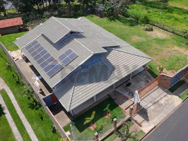 Casa de Condomínio para venda em Centro de 301.00m² com 3 Quartos, 2 Suites e 6 Garagens