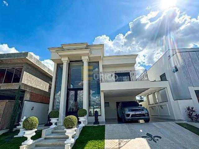 Casa de Condomínio para venda em Condomínio Parque das Camélias de 255.00m² com 3 Quartos, 3 Suites