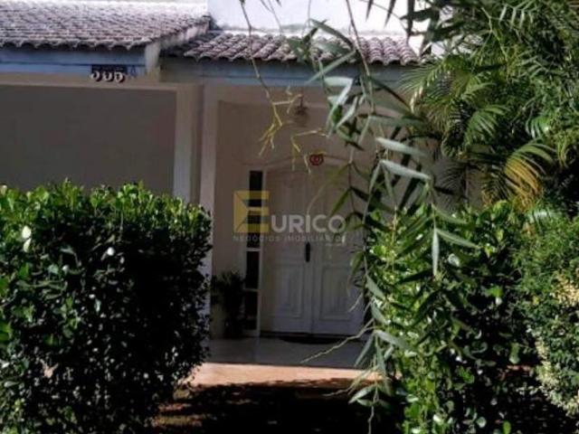 Casa de Condomínio para venda em Condomínio Residencial Maison Blanche de 296.00m² com 5 Quartos, 4